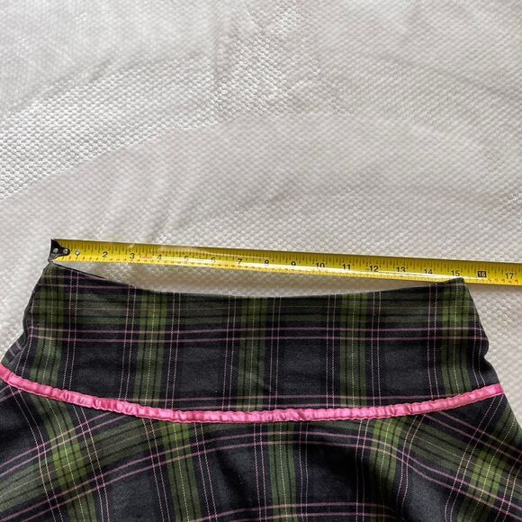 TEMPTED PLAID MINI SKIRT - Picture 4 of 6